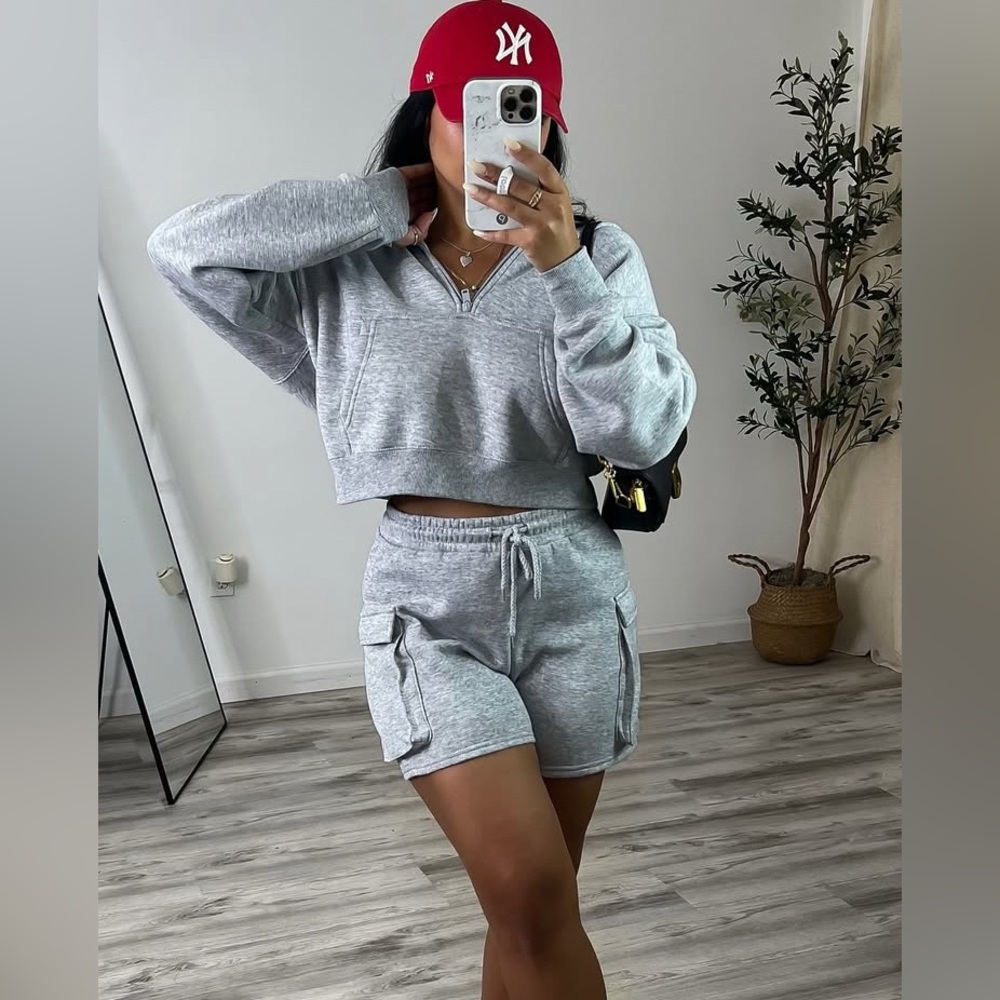 ❥𝐫𝐞𝐟𝐥𝐞𝐱: Women's Cargo Shorts Set